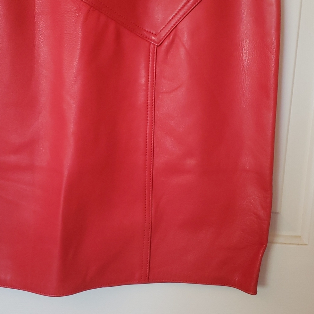 Vintage 80s Lanna Red Leather Pencil Skirt High Waisted Asymmetric Size 10 Small - Picture 7 of 14